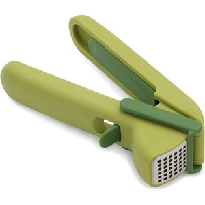 Joseph Joseph CleanForce Garlic Press – Garlic Mincer with Trigger-Operated Wiper Blade & Handy Cleaning Tool, Green