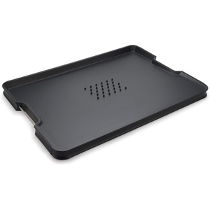 Joseph Joseph Cut&Carve Plus – Non-Slip, Multi-Function, Double-Sided Cutting Board for Food Preparation and Carving- Dishwasher Safe, Extra Large, Red(Black)